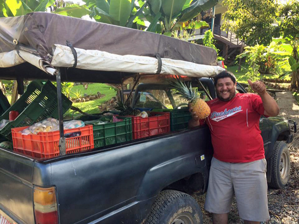 food truck in landelijk costa rica